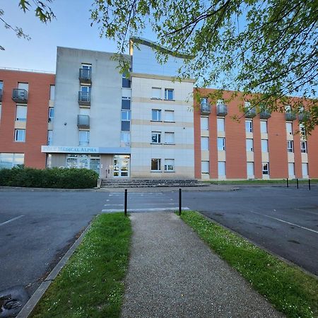 Neuvaroom Montévrain Exterior foto